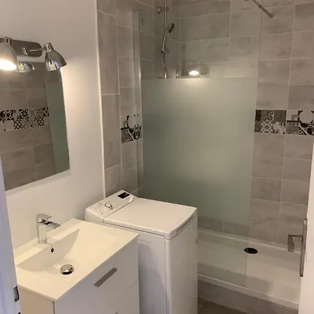 Le 48 * Нарбонна