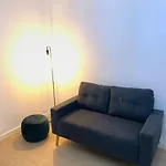 Le 48