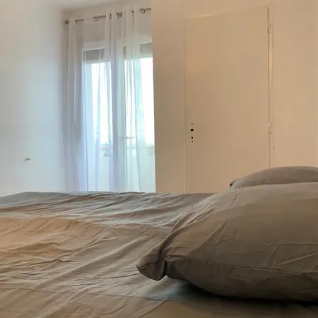 Apartmán Le 48 *