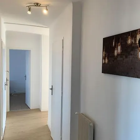 Le 48 Apartment *